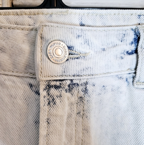 Zara distressed mid rise relaxed fit acid washed jeans size 8 - Picture 5 of 13